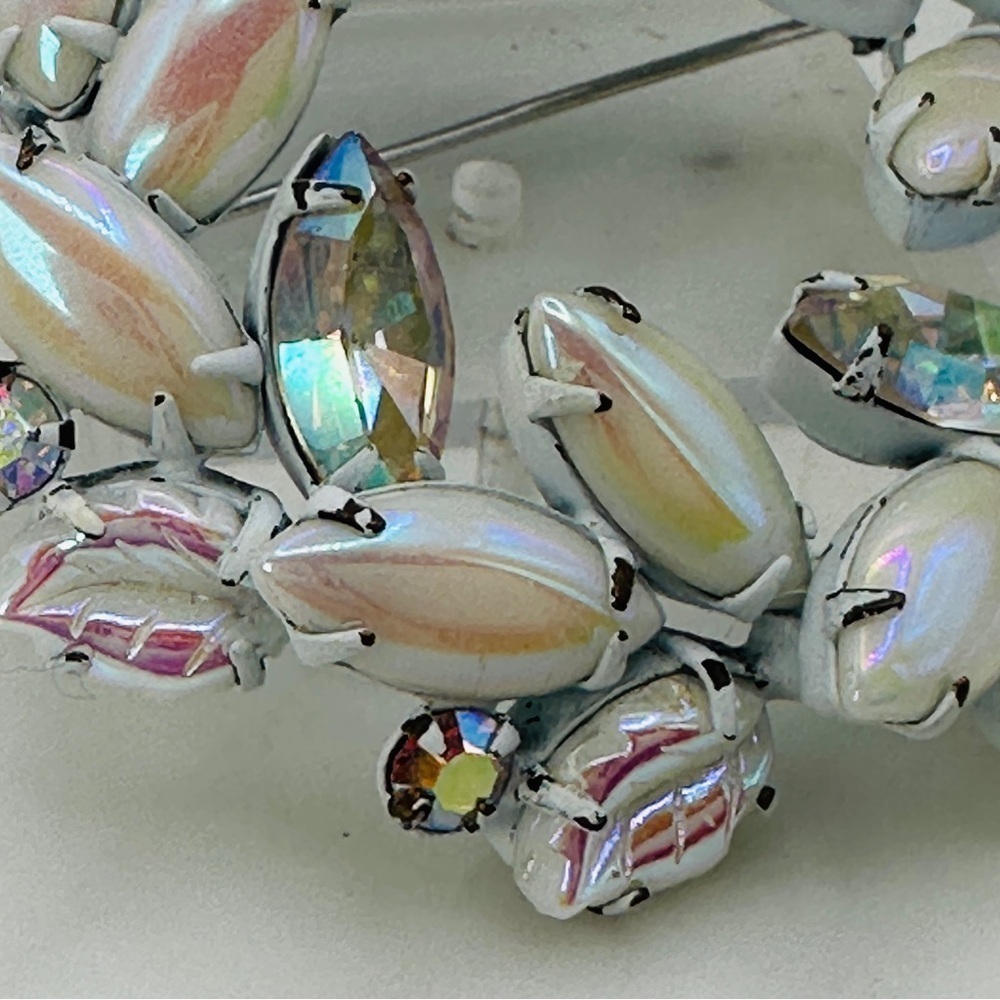Vintage Regency Signed Brooch Aurora Borealis Rhinestone Circle Pin 1950s Rare - Picture 7 of 10